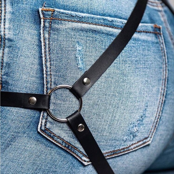 PU Leather Bottoms Harness Belt Accessory - Picture 3 of 8